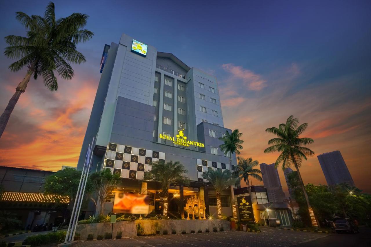 Royal Regantris Cendana Hotel Surabaya Kültér fotó